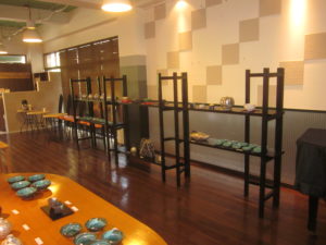 「戸出克彦作陶展」